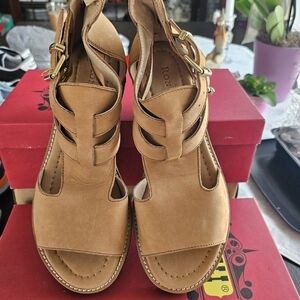 Tan Women's Sandals
